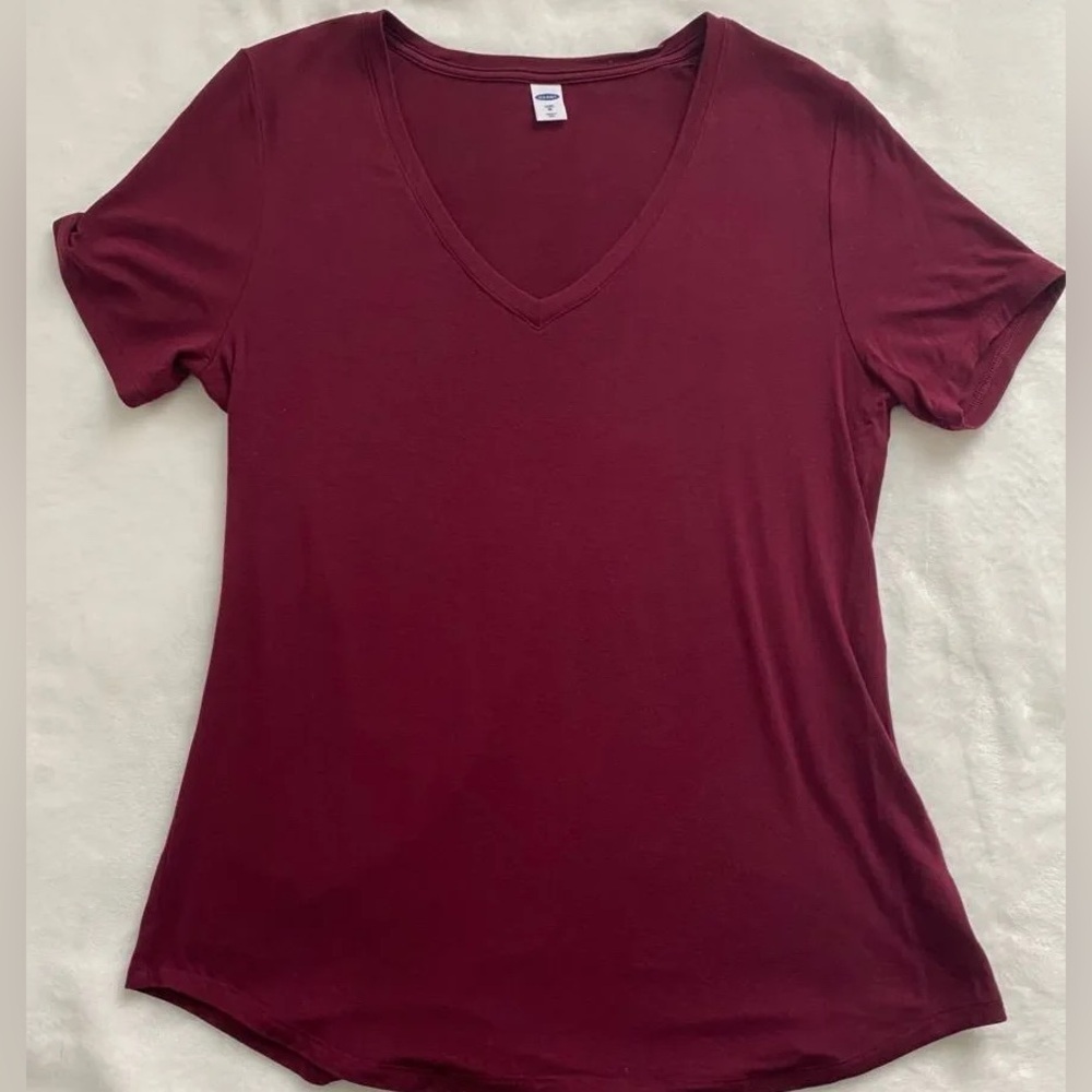 Old Navy: Size S, Luxe, Maroon T-Shirt. Smoke free home.